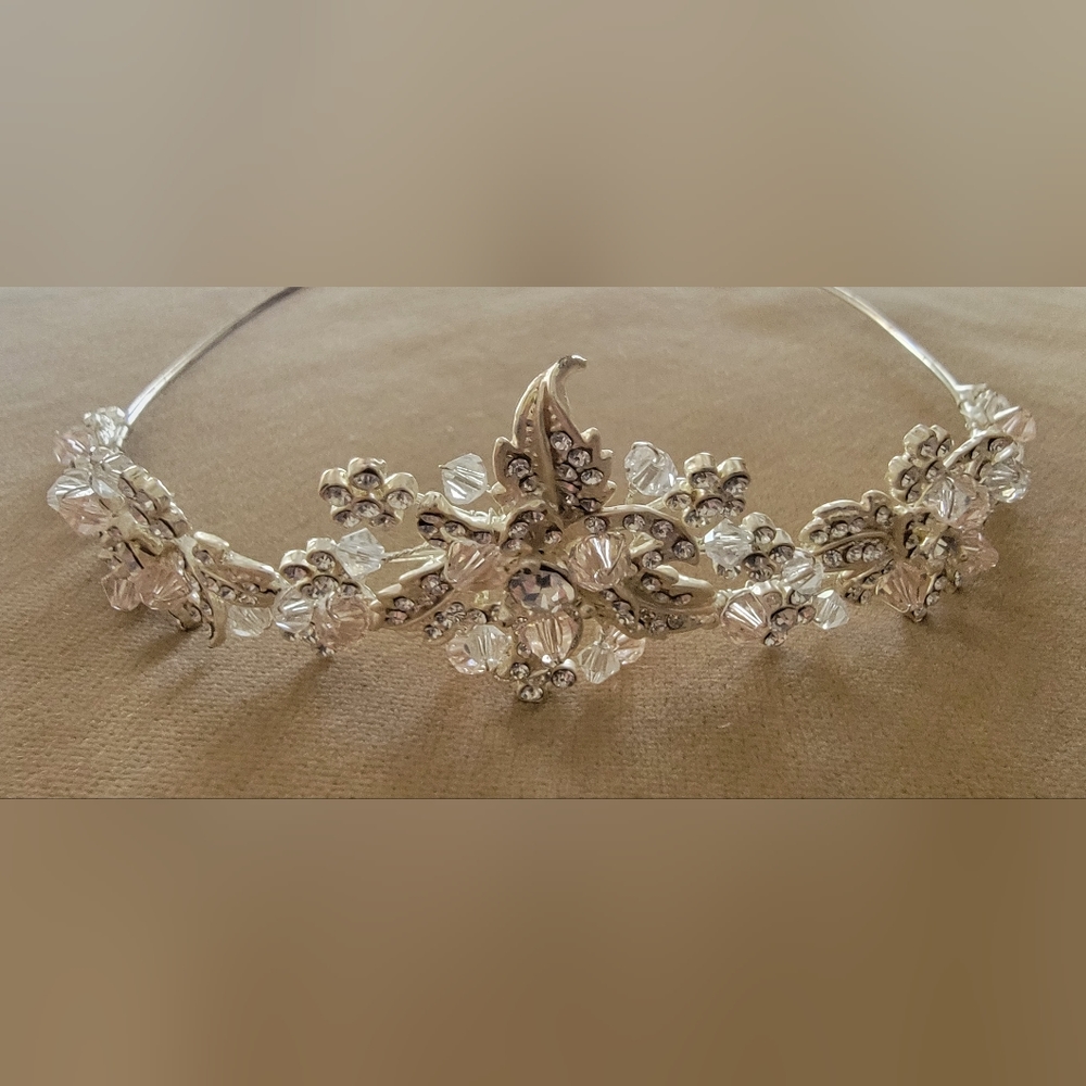 Tiara - Picture 3 of 4